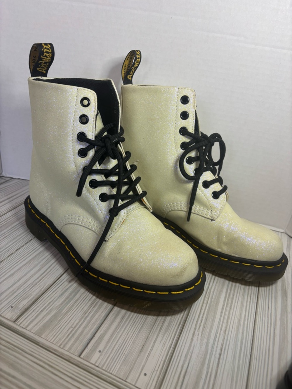 Dr. Martens white pearl Glitter 8-Eye Lace-Up Boots size 6 women